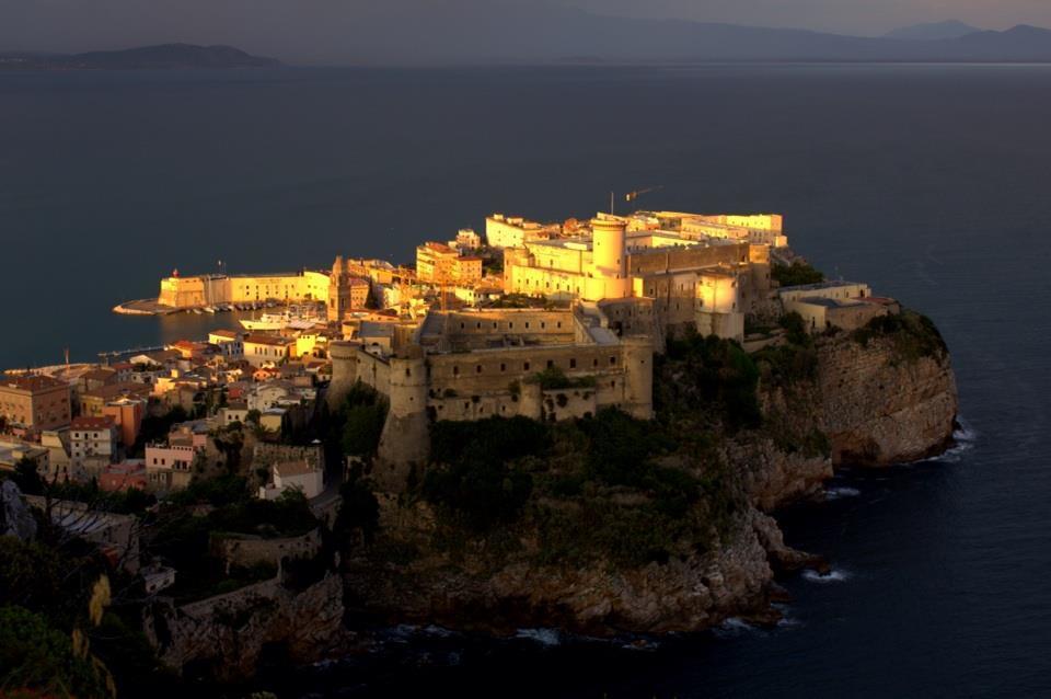 Bed & Breakfast Castello Aragonese Gaeta Exterior foto